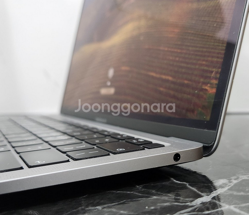 [애플] 맥북에어 2020 13인치 M1/8GB/256...--4