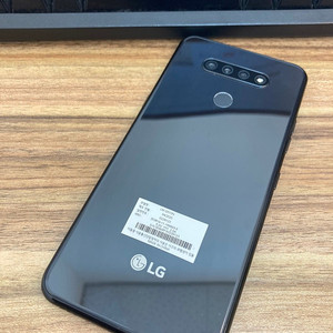 LGQ51 티탄그레이 32GB 무잔상 상태좋은 중고8만팝니다.
