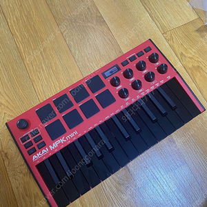 AKAI MPK MINI3 마스터키보드 limited한정판 팝니다