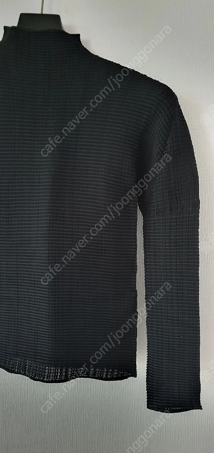 정품 이세이미야케 플리츠플리즈 ISSEYMIYAKE 블랙하이넥&일제롱스커트(안입음) 이미지