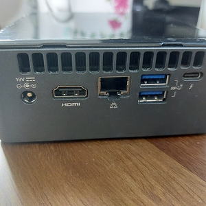 intel nuc 8i7beh 판매합니다.