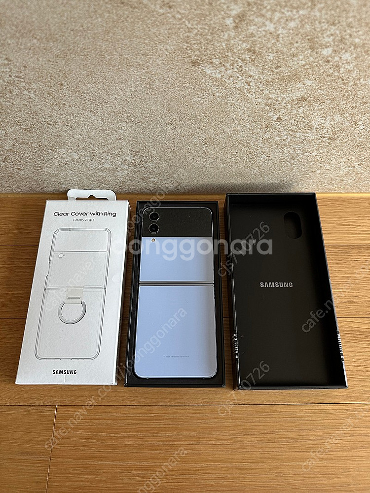 갤럭시 Z 플립4 256GB (삼케플 포함) 판매합니다--0