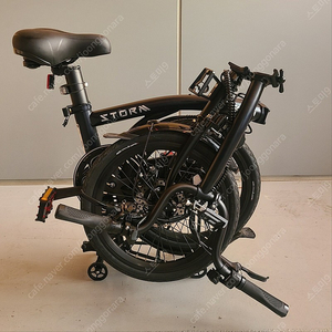 스톰BR 브롬톤 브롬핏 스타일 전기자전거 트라이폴드 3단 접이식 미니벨로 팝니다.