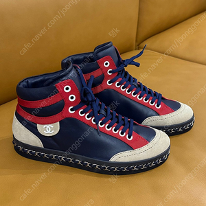 샤넬 여성 하이 스니커즈 부츠 235