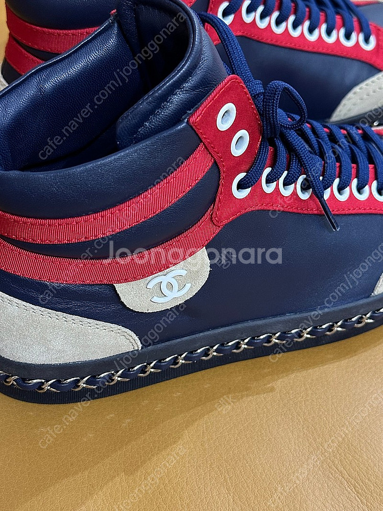 샤넬 여성 하이 스니커즈 부츠 235--3