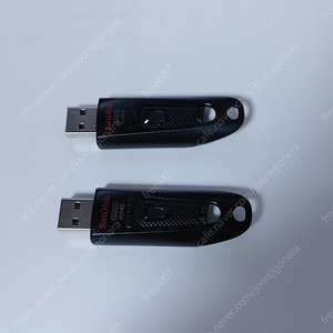 다산에듀 전기기사 필기기출문제 usb + 실기 기출문제 usb (USB 2개 입니다. 필기.실기)