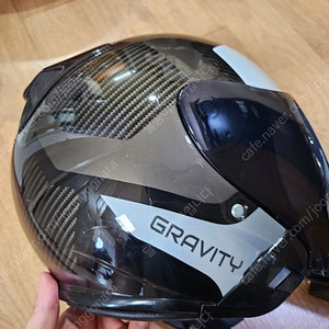 그래비티 헬멧+세나 5s블루투스 장착 판매합니다.
