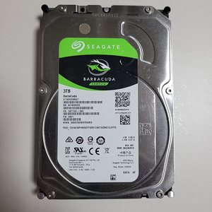 씨게이트 3TB 바라쿠다 HDD 팝니다. 택포 4만