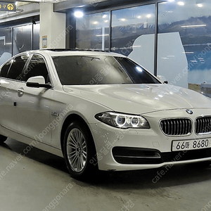 BMW5시리즈 (F10) 520d xDrive (5인승)