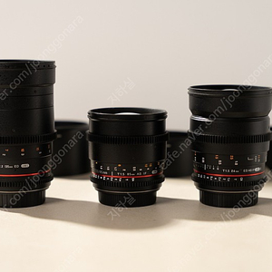 삼양 VDSLR 24mm, 85mm, 135mm 렌즈 캐논E 마운트 판매합니다