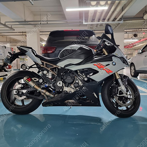 S1000rr 21년 레이스팩 판매합니다(단조휠)