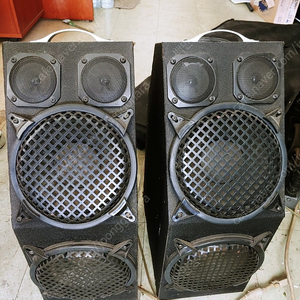 dc 24v 1000w 엠프및 400W x2 개 합 800W 스피커 판매 합니다