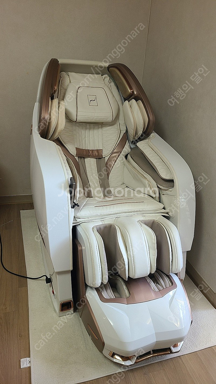 바디프렌드 팬텀2 안마의자--0