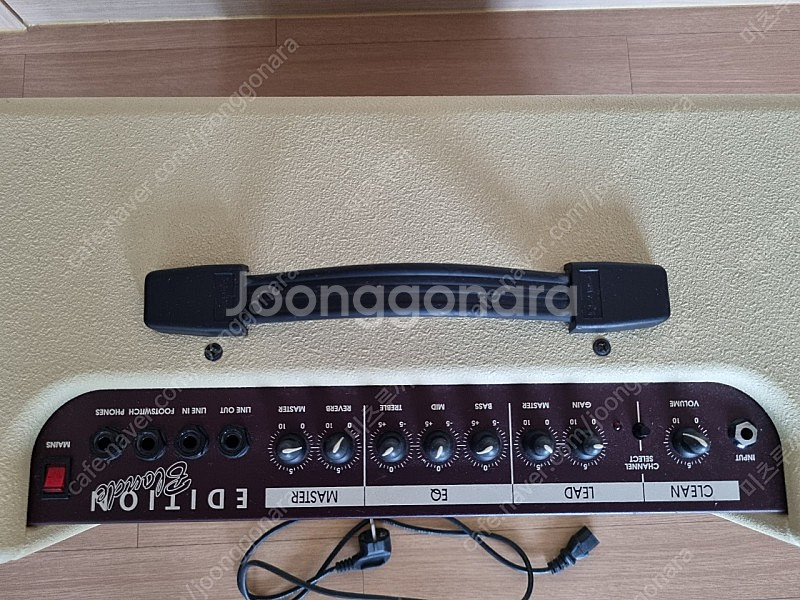Hughes & Kettner edition blond...--1