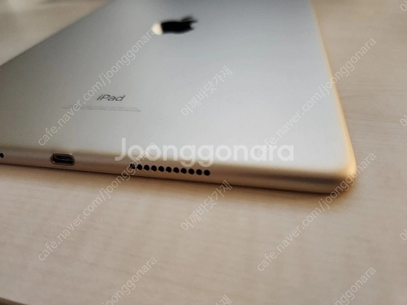 아이패드프로 2세대 10.5인치 + 애플페슬 + 애플스마트키보드--2