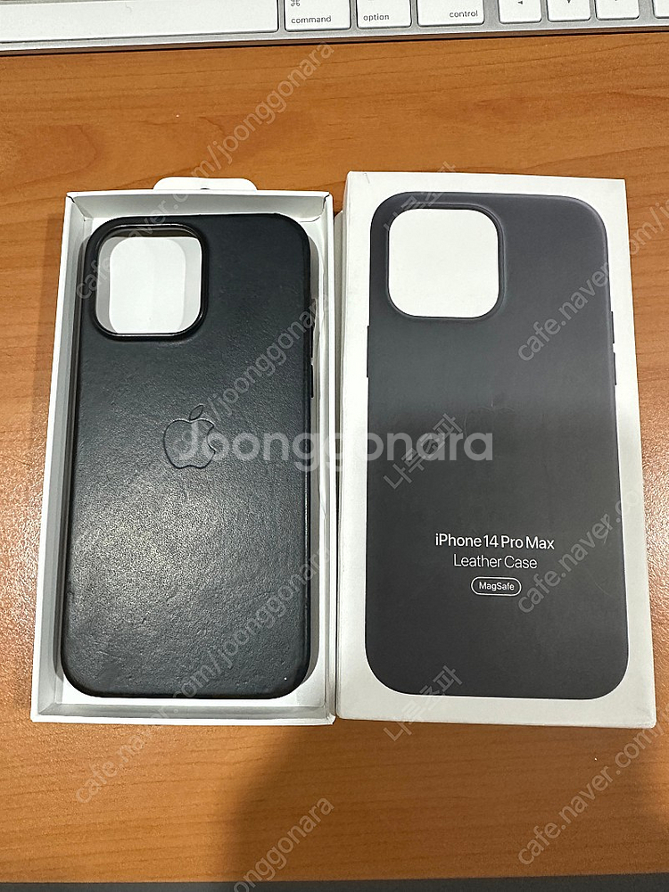 아이폰14 프로맥스 정품가죽케이스 (미드나이트 색상)--0