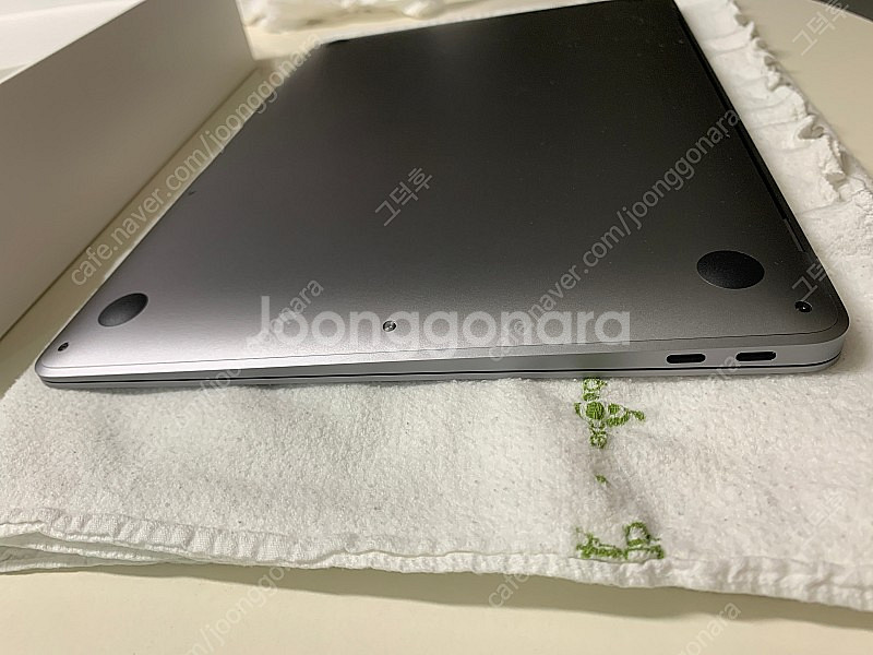 맥북에어 M1 / 16Gb / 256Gb / 사이클24--6