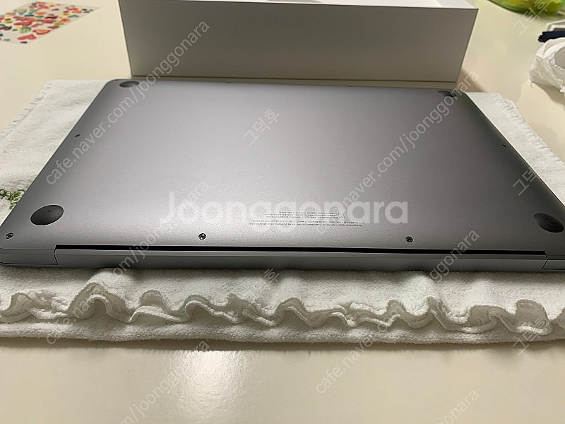 맥북에어 M1 / 16Gb / 256Gb / 사이클24--7
