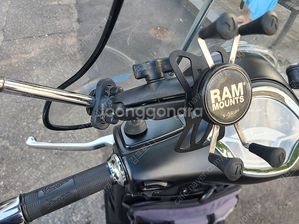 [서울 강남] 베스파 GTS300_가격 낮춤--2
