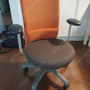일룸 의자