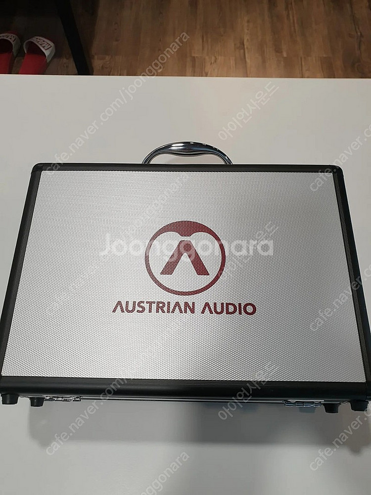 Austrian Audio oc18 마이크 판매합니다--1