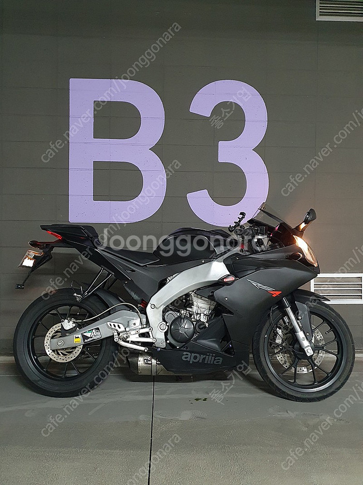 아프릴리아 Rs4 125--0