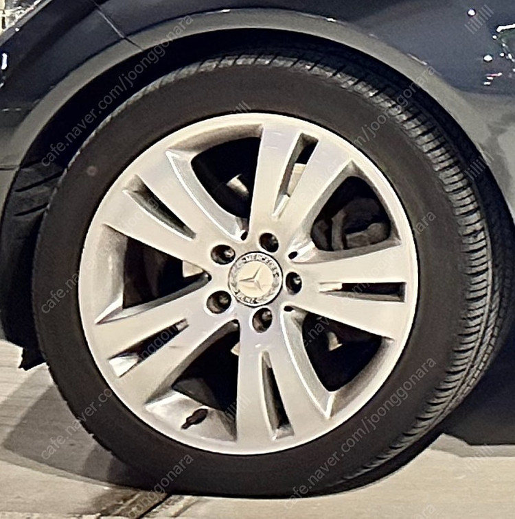 벤츠 w204 17인치 휠타이어 판매 이미지