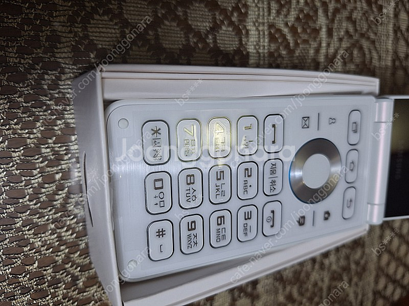 갤럭시폴더2 g160 거의 새제품--1