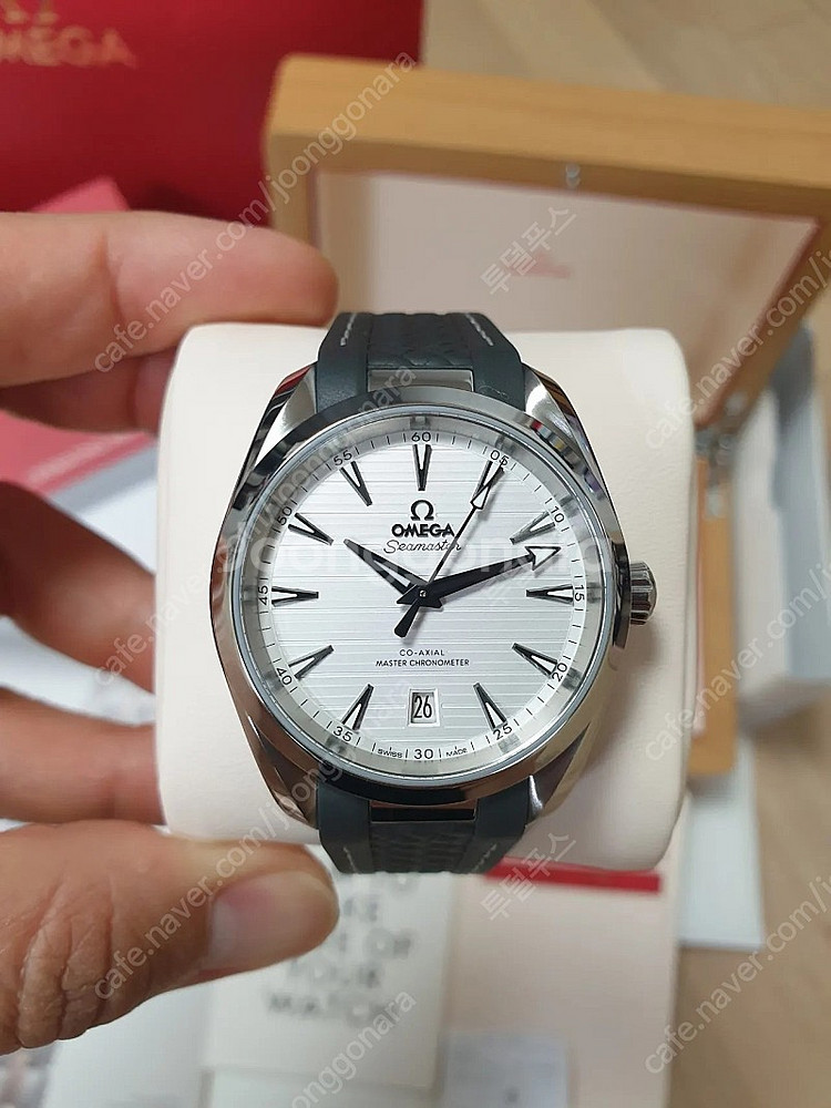 오메가 아쿠아테라 38미리 흰판 (23년 6월말) 판매--3