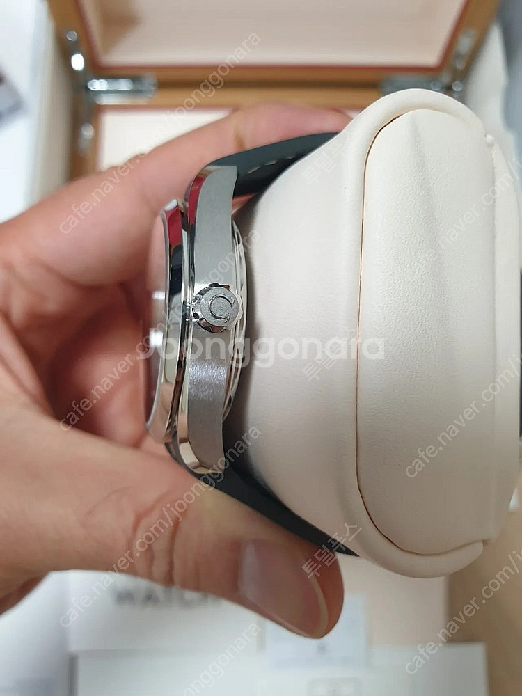 오메가 아쿠아테라 38미리 흰판 (23년 6월말) 판매--4