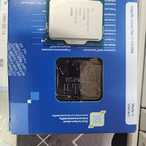 인텔 I7-13700K 판매합니다 부산