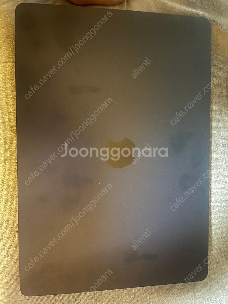 맥북에어 M2 15인치 16G/256G--6