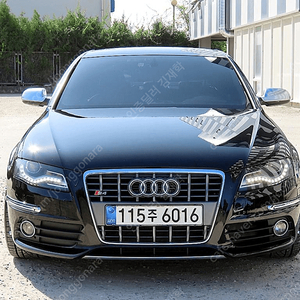 아우디뉴 S4 3.0 TFSI 콰트로