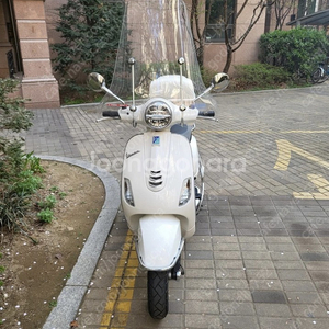 [신차급] 베스파 LX 125cc 2023년 2월 신촌베스파 정식구입! 판매합니다