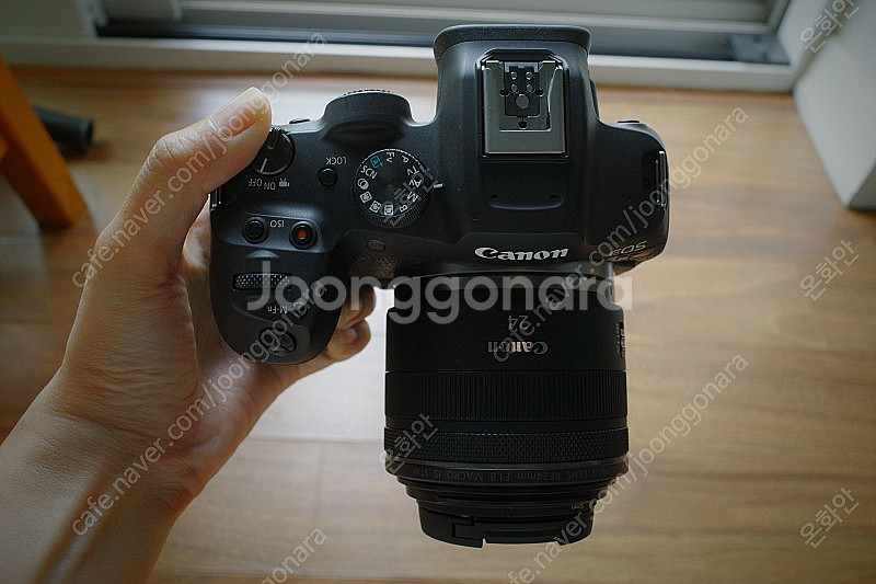 캐논 EOS R7 카메라 팝니다.--5