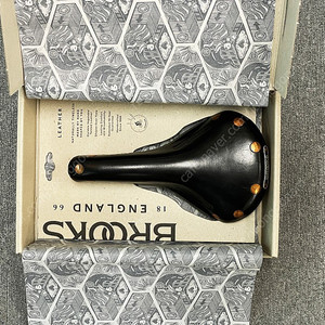 Brooks Swift Chrome Saddle - Black