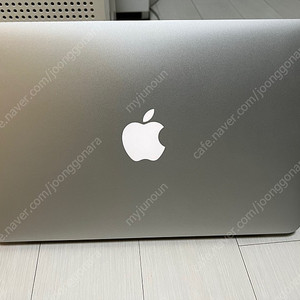 MacBook Air 11인치 (A1465) i5, RAM 8gb, SSD 250g 맥북에어 박풀 판매