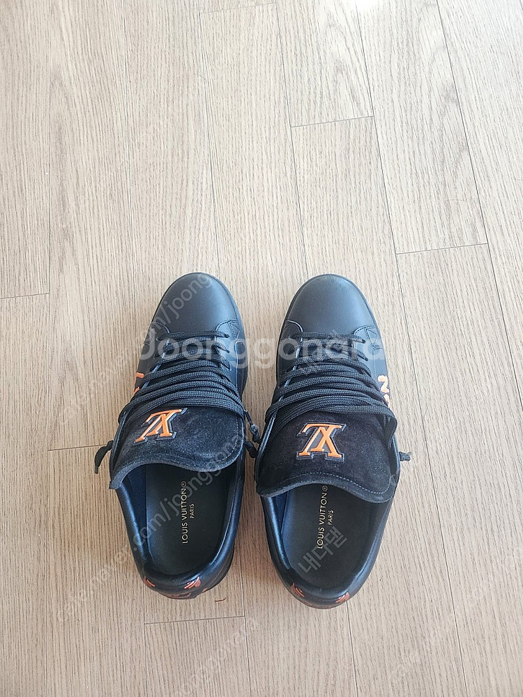 루이비통 신발 22년 시즌 한정판 판매합니다--1