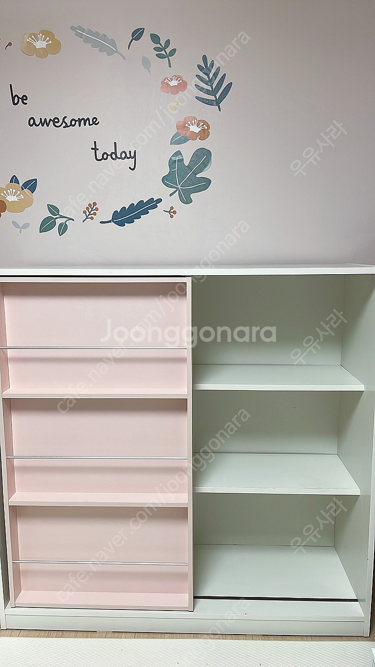 리바트 마카롱 슬라이딩 전면책장 1200--1