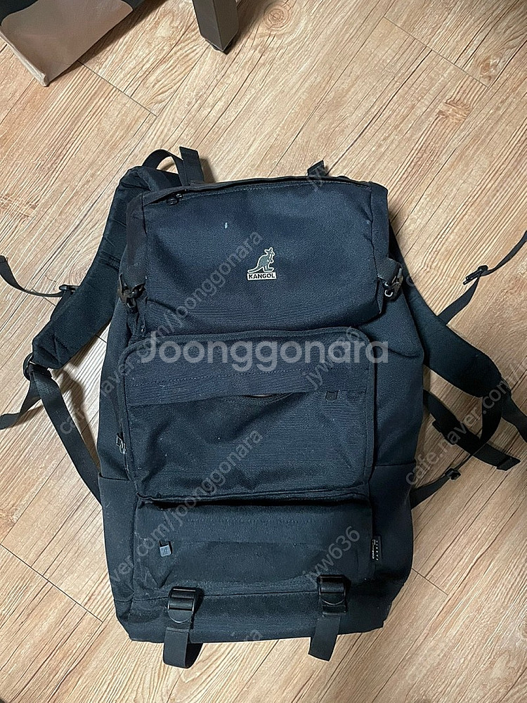 캉골 백팩 판매 합니다.--1