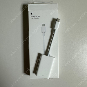 Apple USB-C to SD 판매합니다.