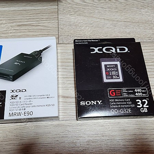 소니 XQD32GB + 리더기 새상품 판매 합니다.