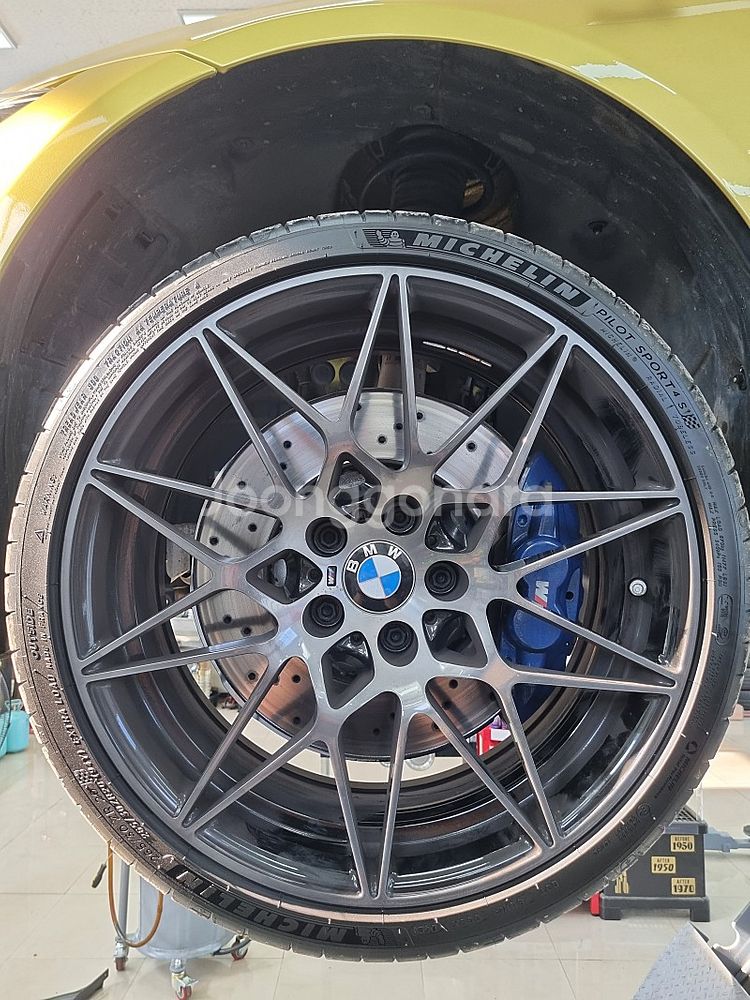 BMW M 순정 브레이크 팝니다.--0
