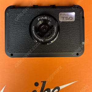 파인뷰 T50 블랙박스 팝니다.