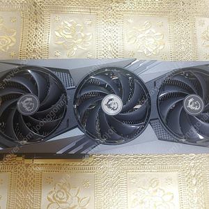 MSI RTX 4070TI 팝니다(기스 있음)