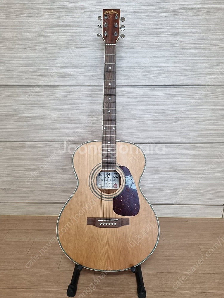 오봉 통기타 FG520 팝니다. OM바디--1