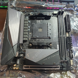 GIGABYTE B550I AORUS PRO AX 피씨디렉트 팝니다.