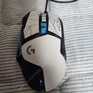 로지텍 G502 Hero 마우스 리그오브레전드 에디션 팝니다