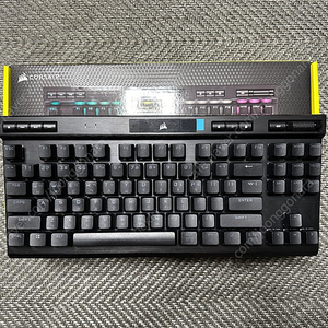 커세어 K70 RGB TKL 적축 판매합니다