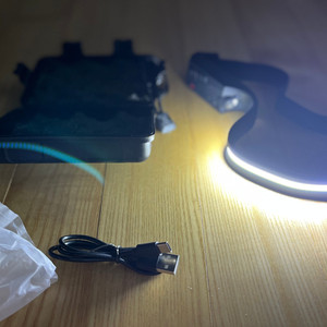 [팝니다] LED Head Lamp 헤드 램프 밴드형 USB 충전형 새제품